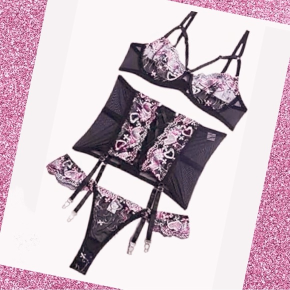 Pink Hearts On Black Lingerie Corset Set with Lace Embellishments - Picture 1 of 6